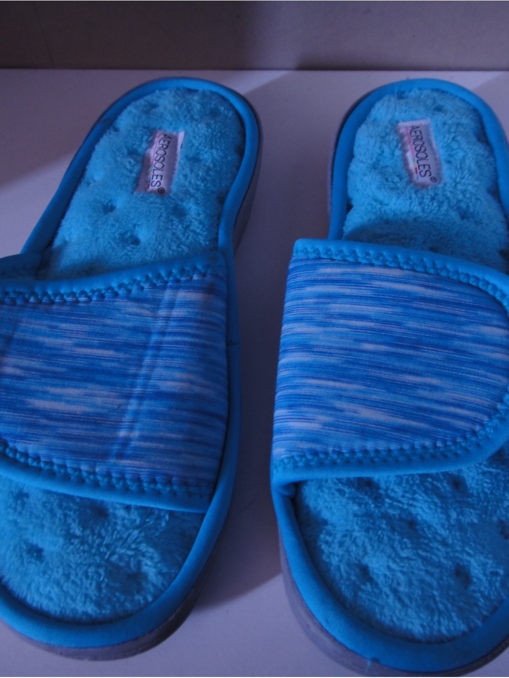 AEROSOLES Bright Blue Plush Slide Slippers